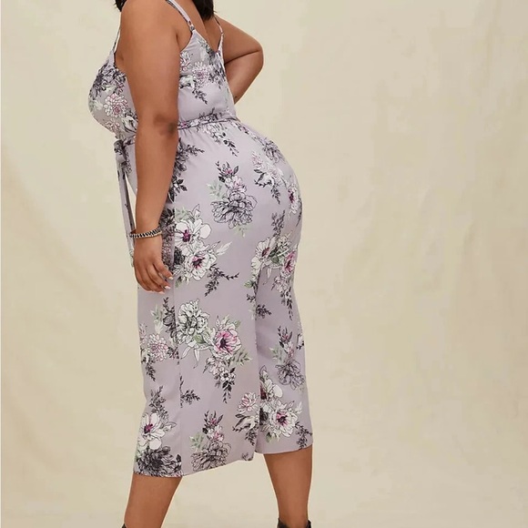 Torrid Brand 1 Floral Challis Self Tie Culotte Jumpsuit Romper Lilac Purple - Picture 2 of 6